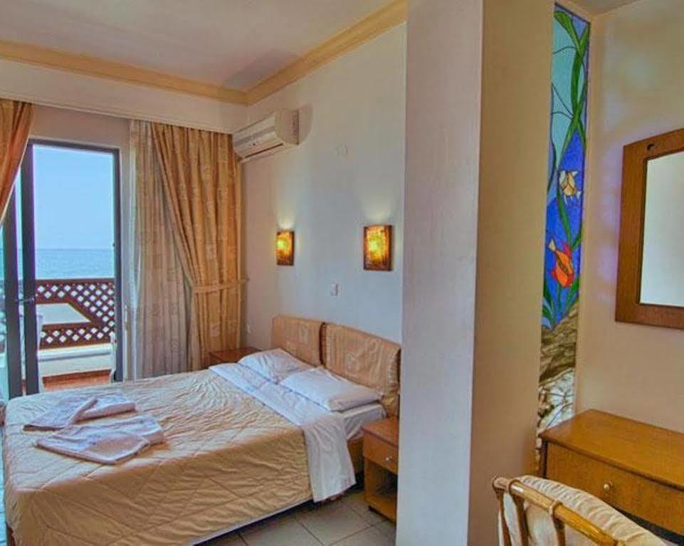 Poseidon Hotel Resmo Dış mekan fotoğraf
